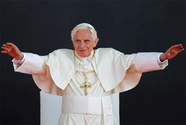 El papa Benedicto XVI en 2012Credit...Edgard Garrido/Reuters