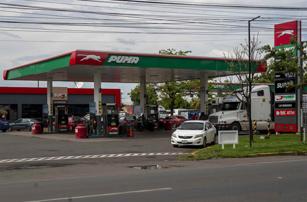 El precio del galón de gasolina súper sigue sobre los 5 dólares en Nicaragua