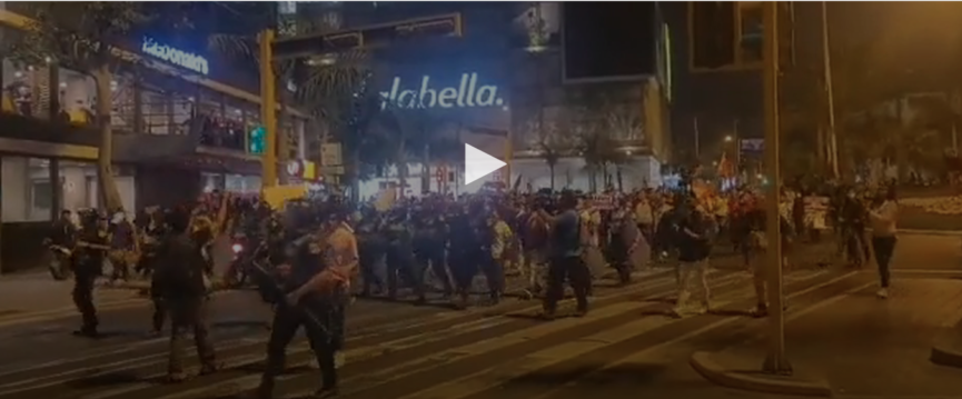 Vea video: Manifestantes llegaron hasta el distrito de Miraflores