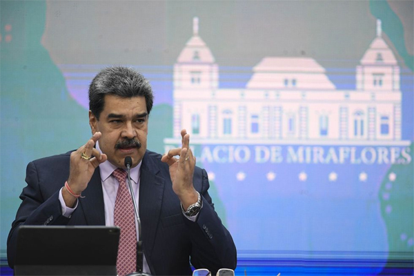 El presidente de Venezuela, Nicolás Maduro, durante una conferencia en Caracas, el 30 de noviembre de 2022.(Matias Delacroix/Bloomberg)