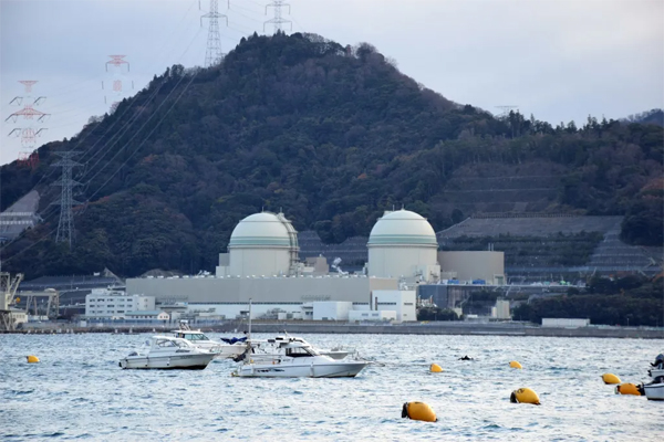 Vista de la central nuclear de Takahama, prefectura de Fukui. EFE