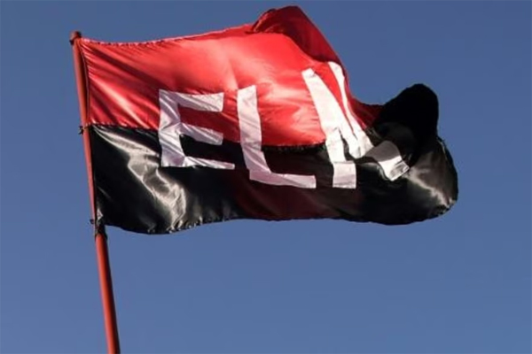  Bandera del ELN en Catatumbo, en el norte de Colombia, el 18 de agosto de 2022 