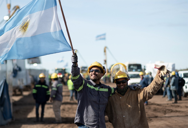  Con el gasoducto  Néstor Kirchner la Argentina tendrá una inmediata reducción de importaciones y posibilidades de exportación (Gob. Arg.)
