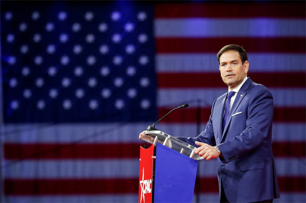 Rubio ha defendido la postura de Trump de poner fin a la invasión rusa de Ucrania, pidiendo conversaciones que podrían desembocar en la cesión de territorio por parte de Kiev El senador republicano estadounidense Marco Rubio   Reuters/Octavio Jones     