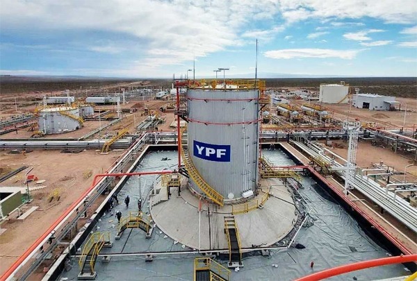 YPF reperfila sus vencimientosPara sumar inversions en Vaca Muerta