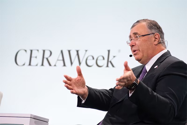 Patrick Pouyanne, CEO de la francesa TotalEnergies, en el CERAWeek (Bloomberg/F. Carter Smith)