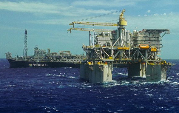 Petrobras offshore  oil rig (Petrobras)