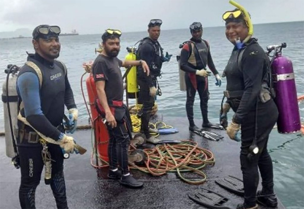  Boodram, Fyzal Kurban, Yusuf Henry, Kazim Ali Jr and Rishi Nagassar were all divers with Land and Marine Contracting Services Ltd (LMCS) carrying out subsea maintenance on Paria’s Sealine No. 36 at Berth No. 6 in the Pointe-a-Pierre harbour.