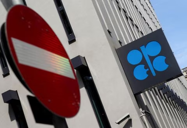 The logo of the Organization of the Petroleum Exporting Countries (OPEC) is pictured at its headquarters in Vienna, Austria, August 21, 2015.. 