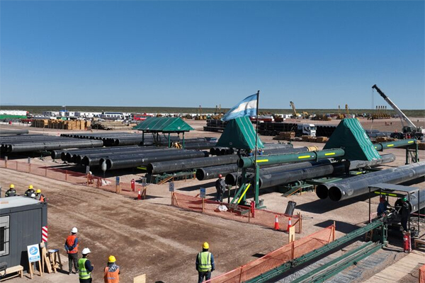 Steel pipes in Argentina’s Neuquen oil and gas basin that will be used to construct the Nestor Kirchner line.Source: YPF