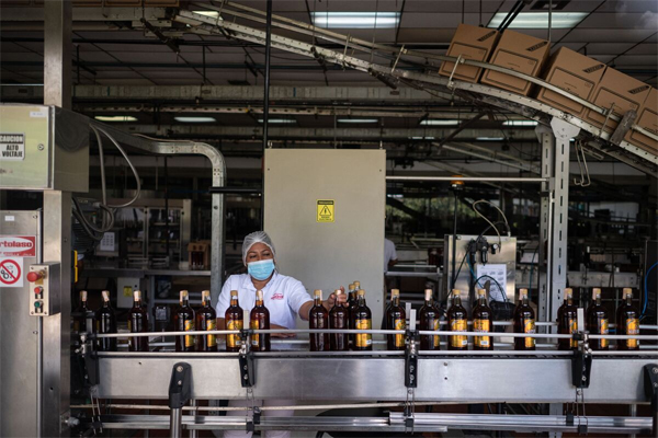 Rum production at the Ron Santa Teresa distillery in El Consejo, Venezuela.Photographer: Gaby Oraa/Bloomberg