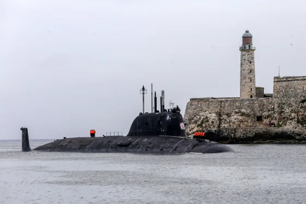 Russia's Kazan nuclear-powered submarine at the port of Havana on Wednesday. Arial Ley / AP